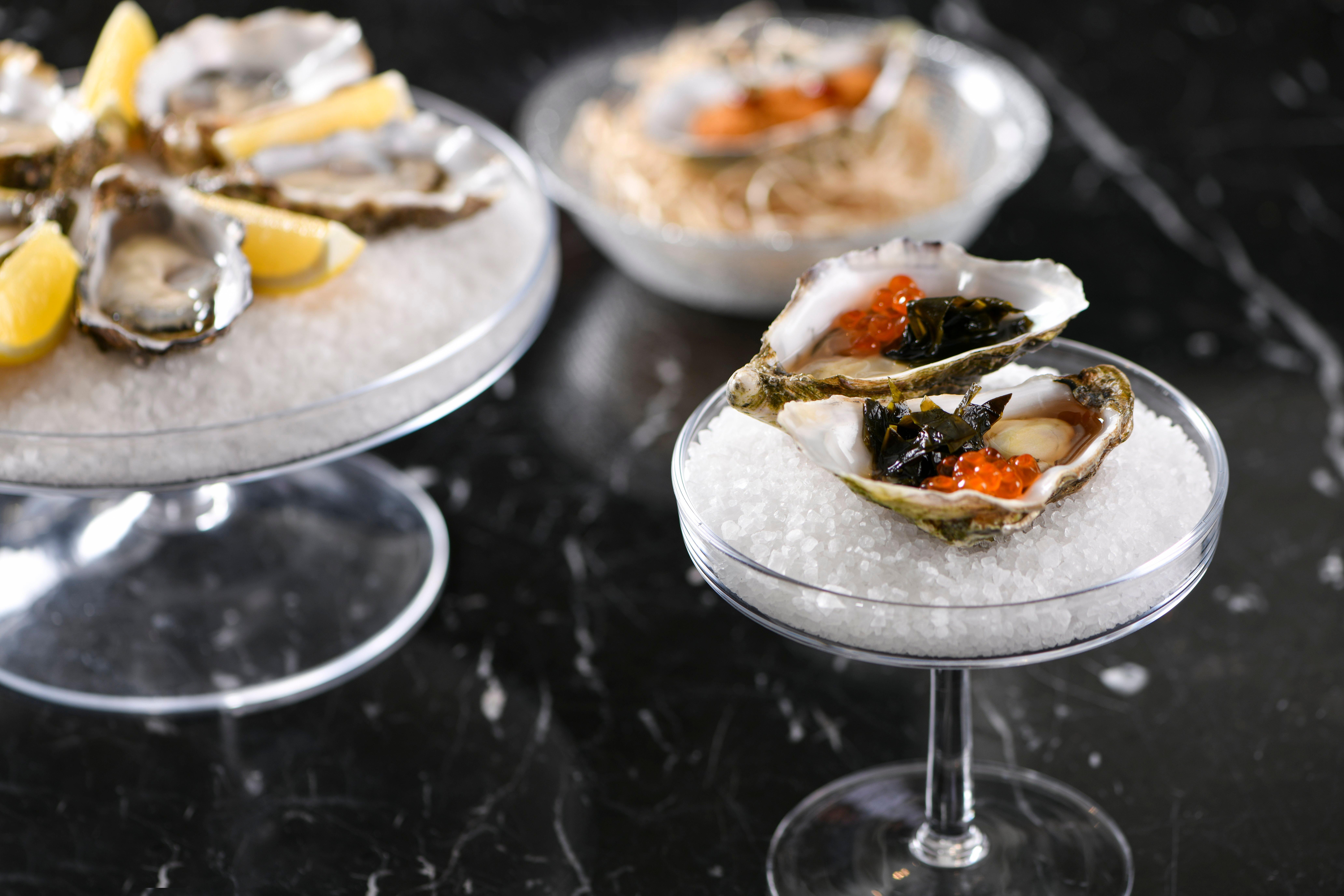 Kimpton Vividora Hotel By Ihg Barcelona Ngoại thất bức ảnh Oysters with caviar