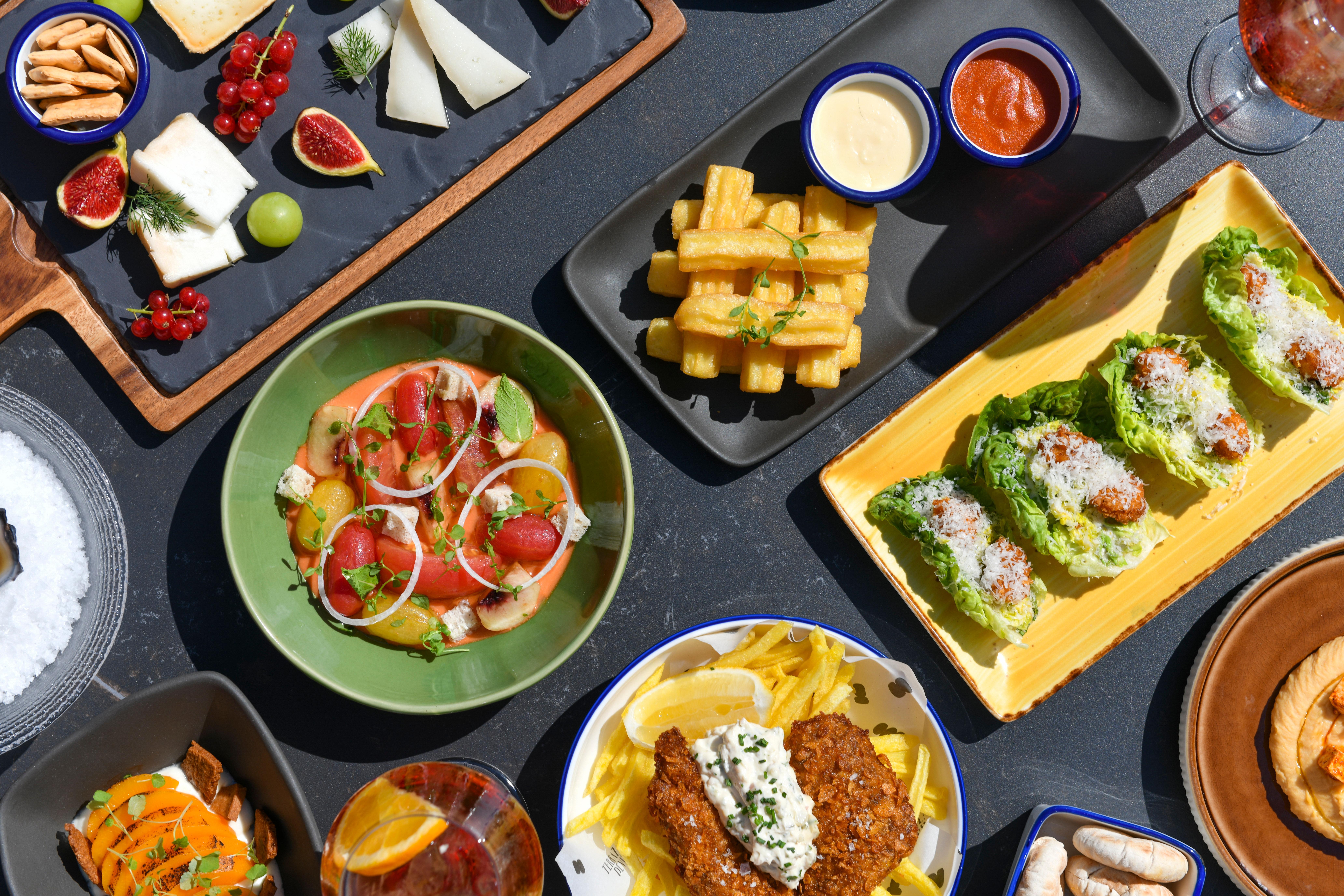 Kimpton Vividora Hotel By Ihg Barcelona Ngoại thất bức ảnh A selection of tapas